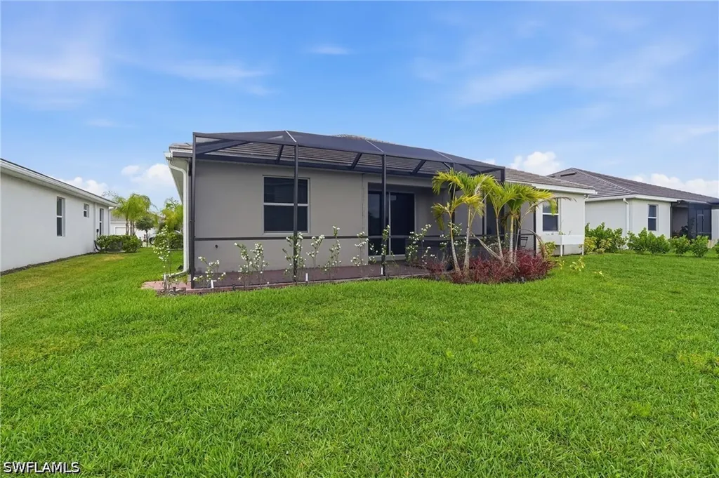 2215 Dragonfruit Way Naples FL 34120
