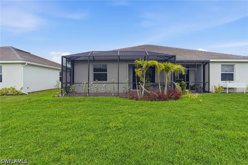 2215 Dragonfruit Way Naples FL 34120