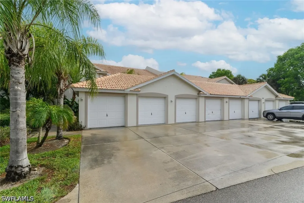 365 Stella Maris Drive N Naples FL 34114