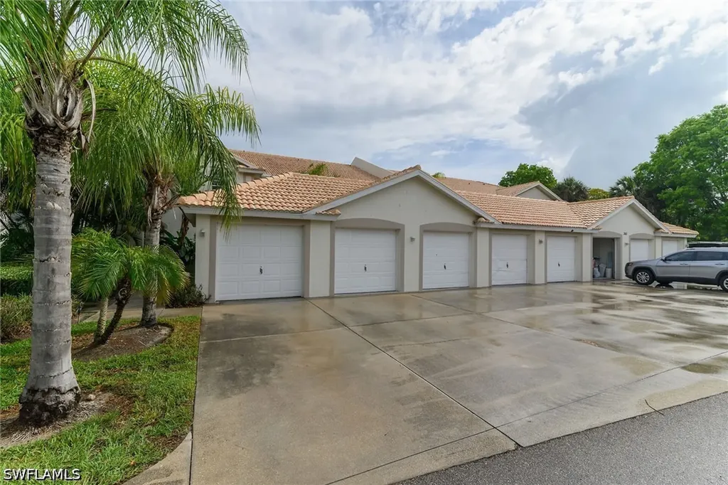 365 Stella Maris Drive N Naples FL 34114