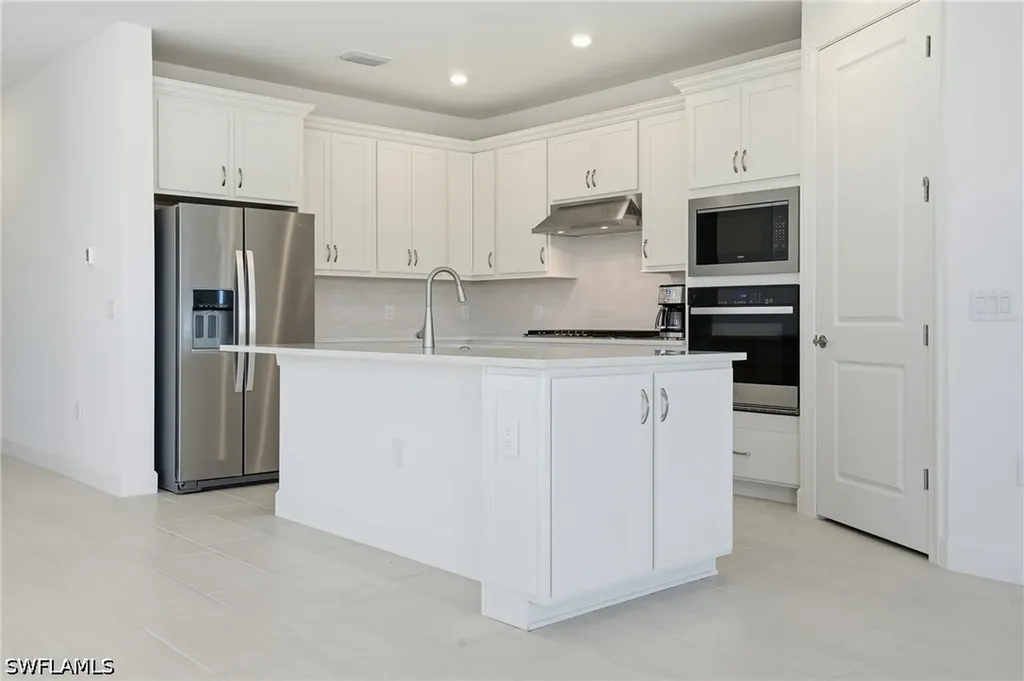 1954 Fresno Avenue Naples FL 34120