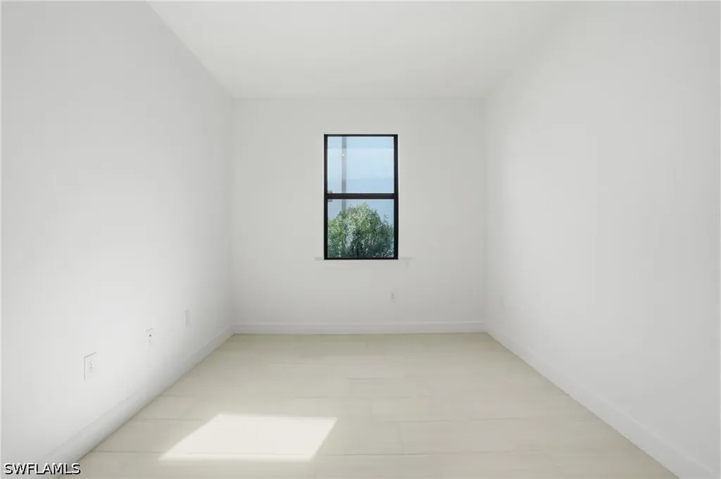 1954 Fresno Avenue Naples FL 34120