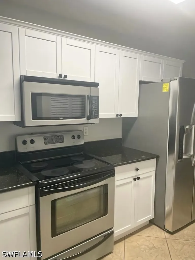 1220 Commonwealth Circle Naples FL 34116