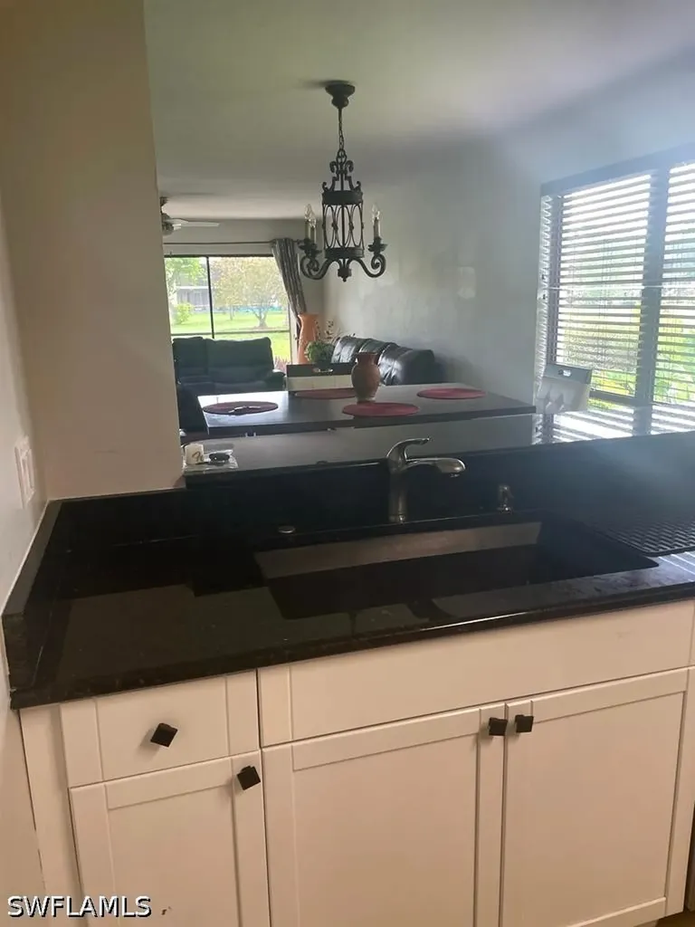 1220 Commonwealth Circle Naples FL 34116