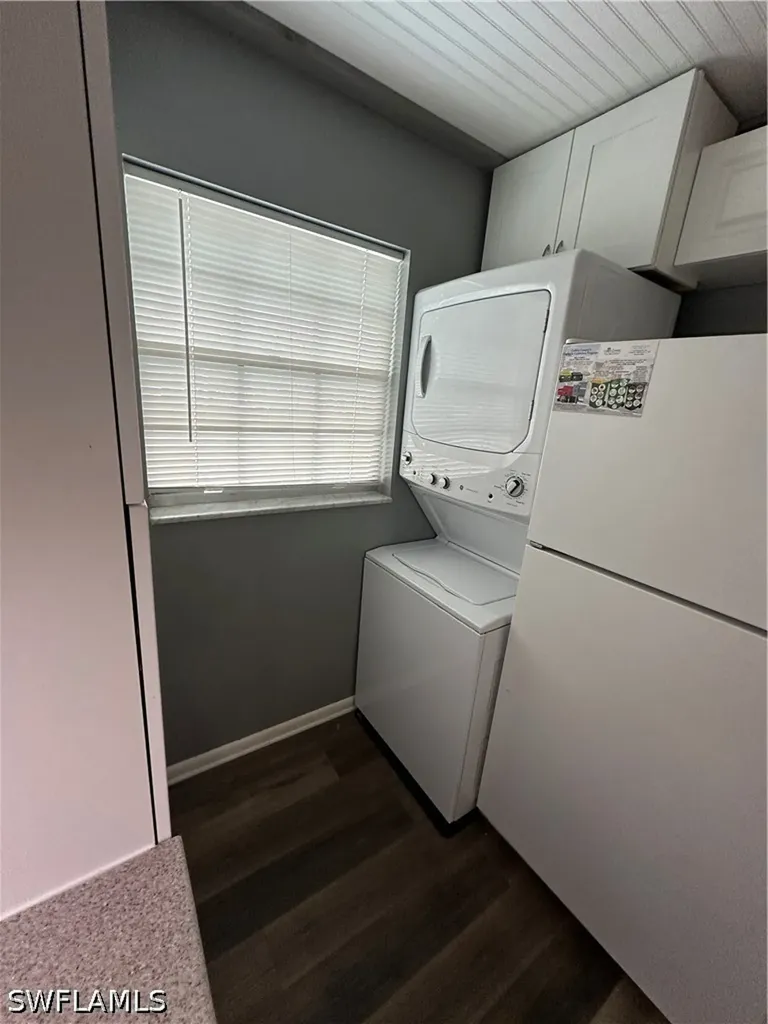 4900 Bicayne Naples FL 34112