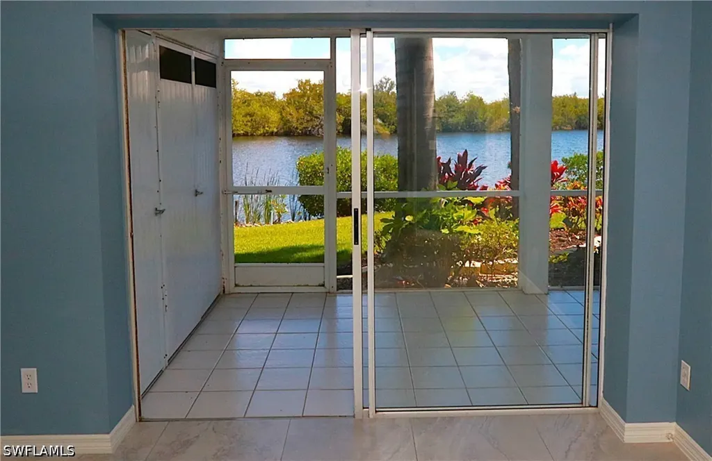 1305 Mainsail Drive Naples FL 34114