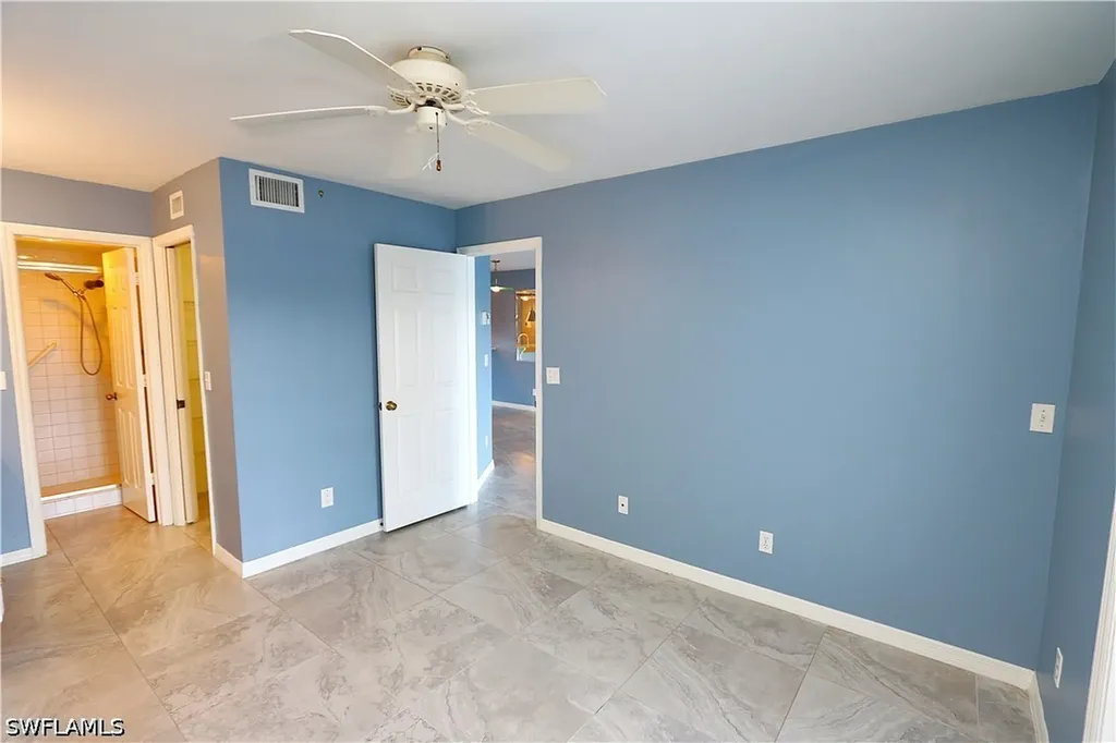 1305 Mainsail Drive Naples FL 34114