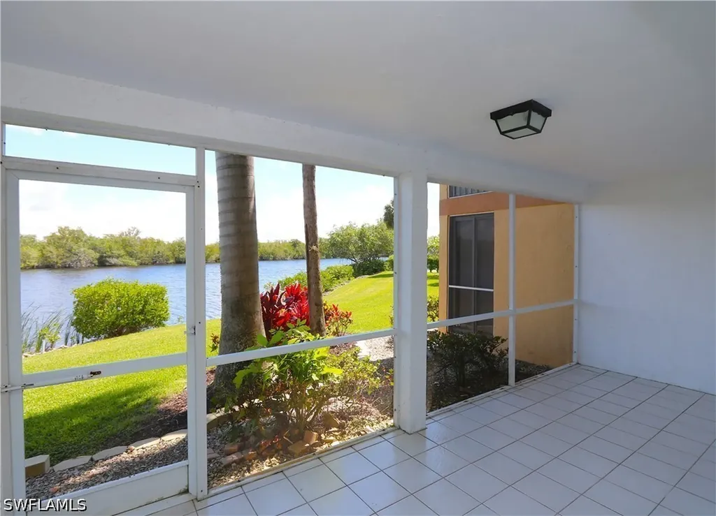 1305 Mainsail Drive Naples FL 34114