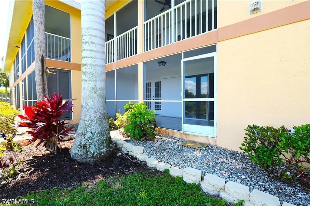 1305 Mainsail Drive Naples FL 34114