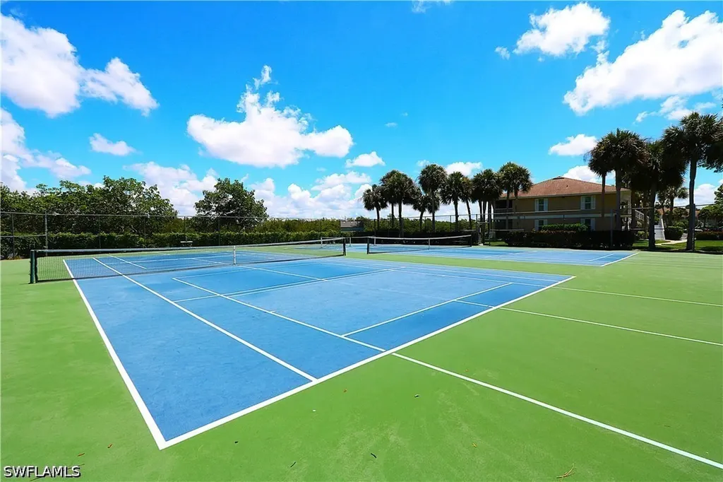 1305 Mainsail Drive Naples FL 34114