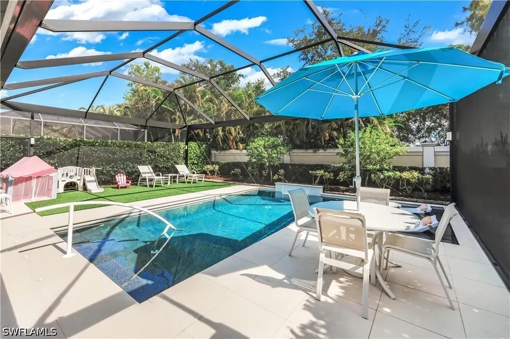 13836 Luna Drive Naples FL 34109