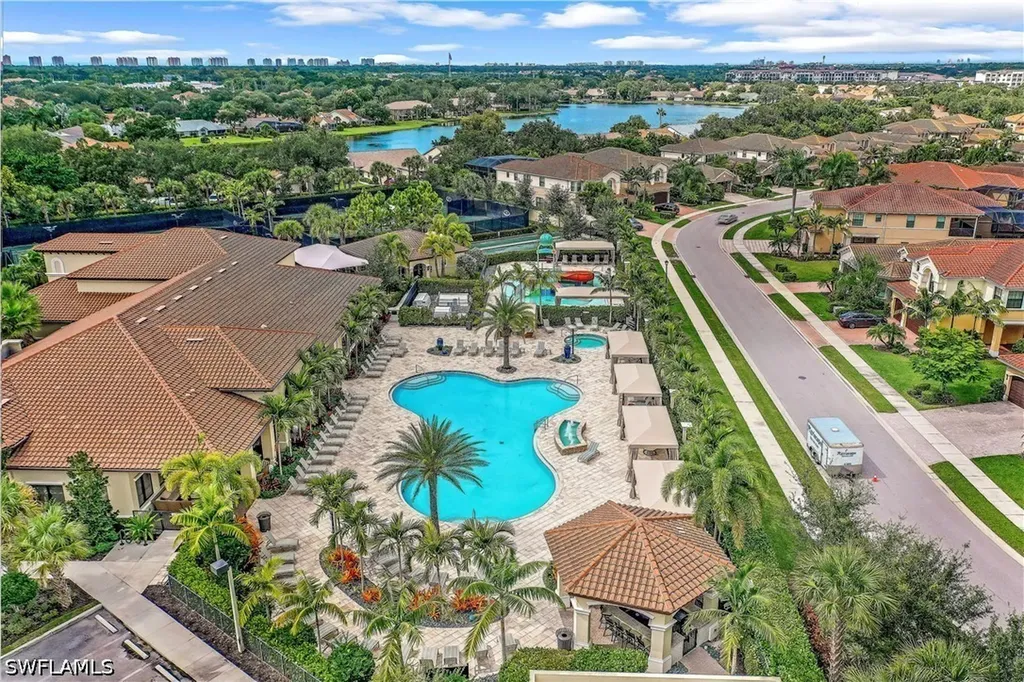 13836 Luna Drive Naples FL 34109