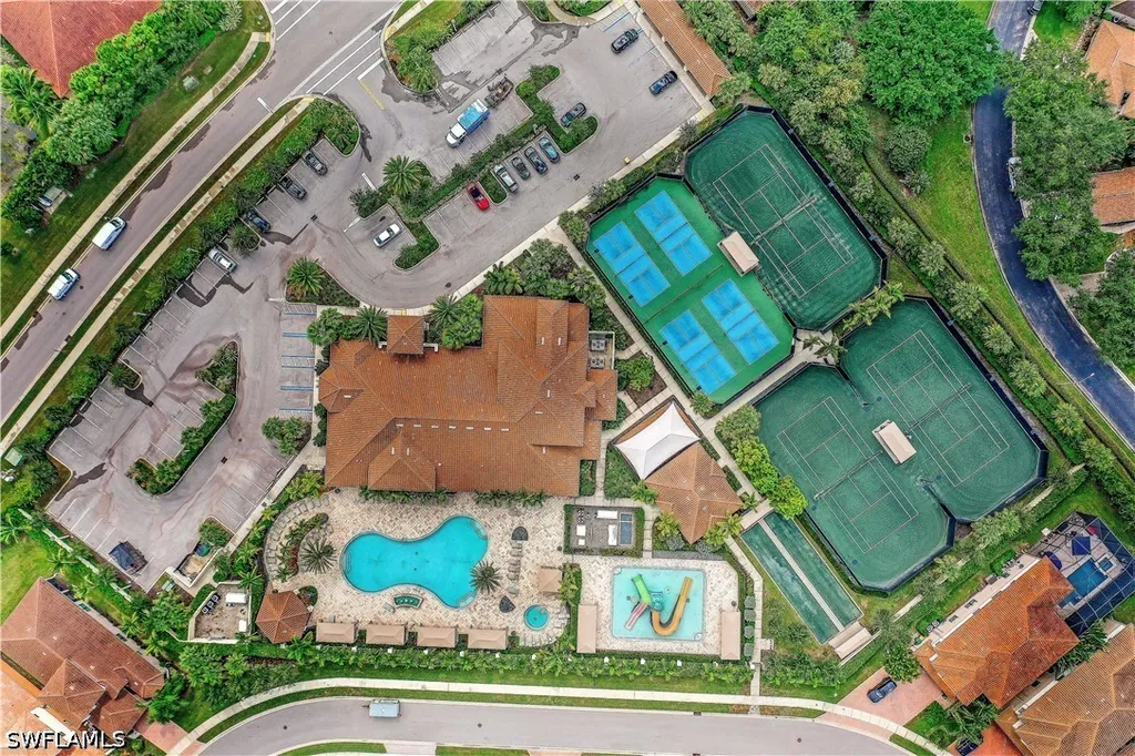 13836 Luna Drive Naples FL 34109