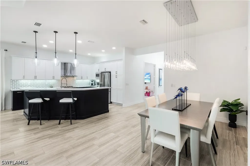 13836 Luna Drive Naples FL 34109