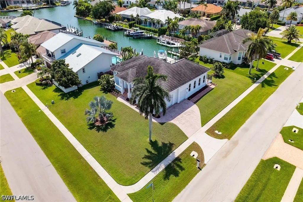 405 Driftwood Court Marco Island FL 34145