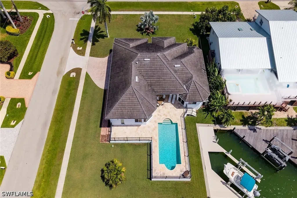 405 Driftwood Court Marco Island FL 34145