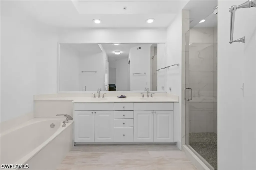 400 Flagship Drive Naples FL 34108
