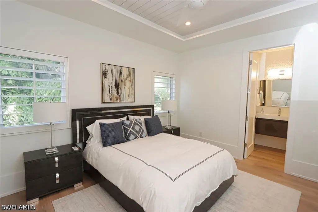 675 2nd Street S Naples FL 34102
