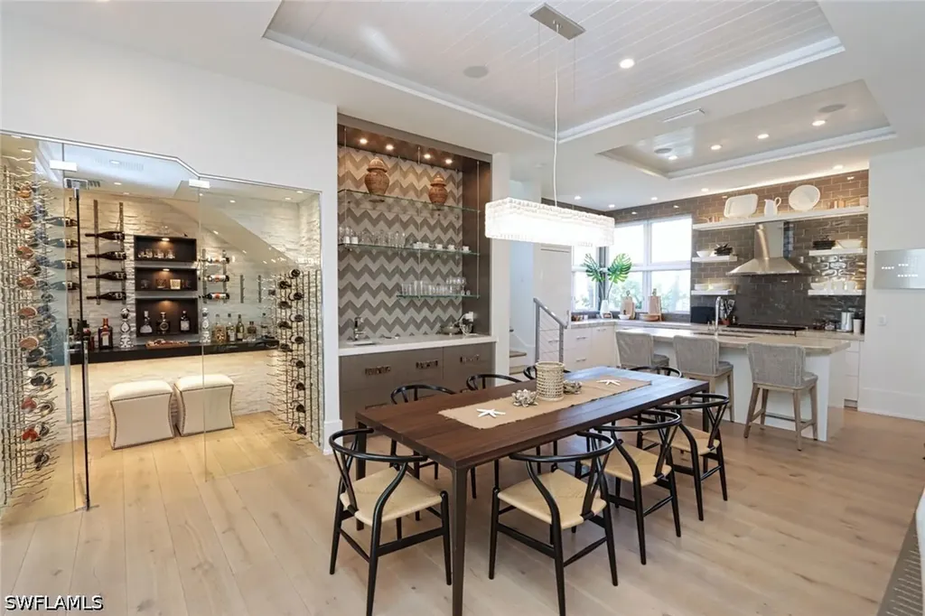 675 2nd Street S Naples FL 34102