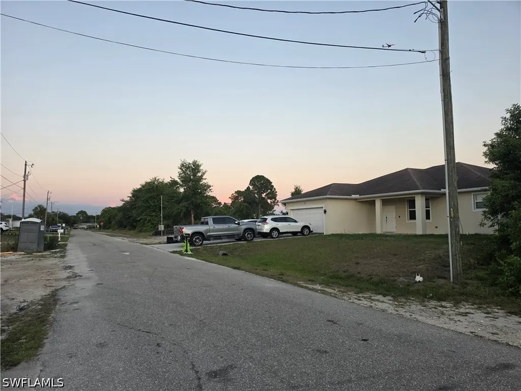 2615 5th Street SW Lehigh Acres FL 33976