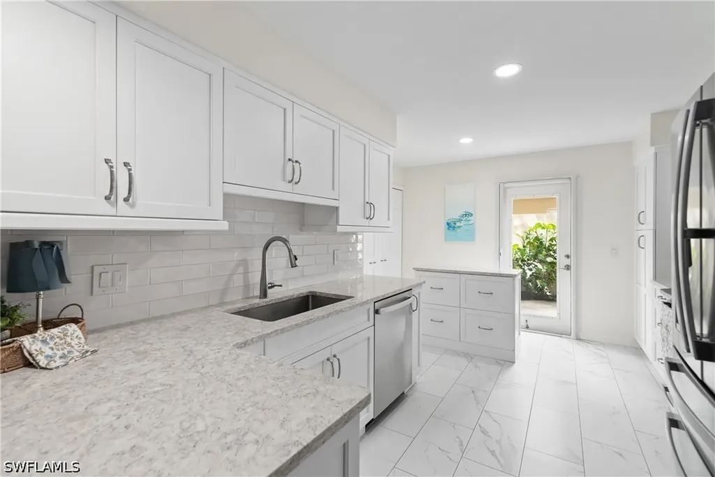 Bonita Springs FL, 25711 Lake Amelia Way, Unit 101