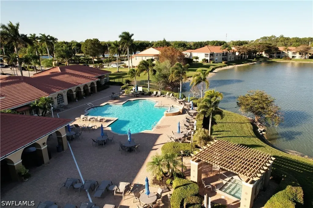 6775 Huntington Lakes Circle Naples FL 34119