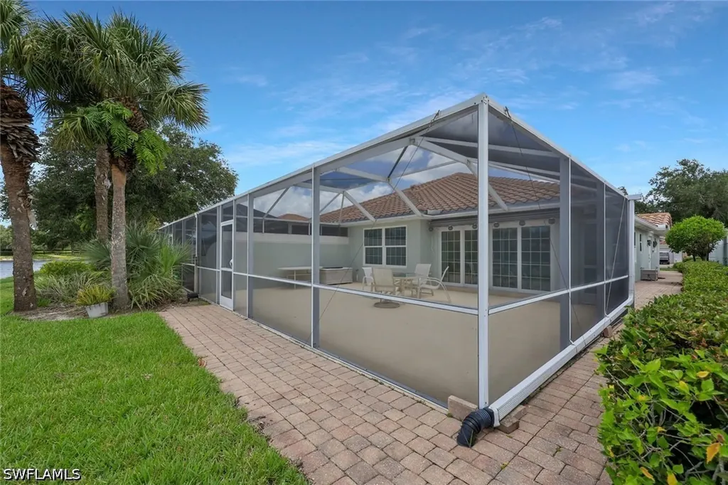 5386 Guadeloupe Way Naples FL 34119