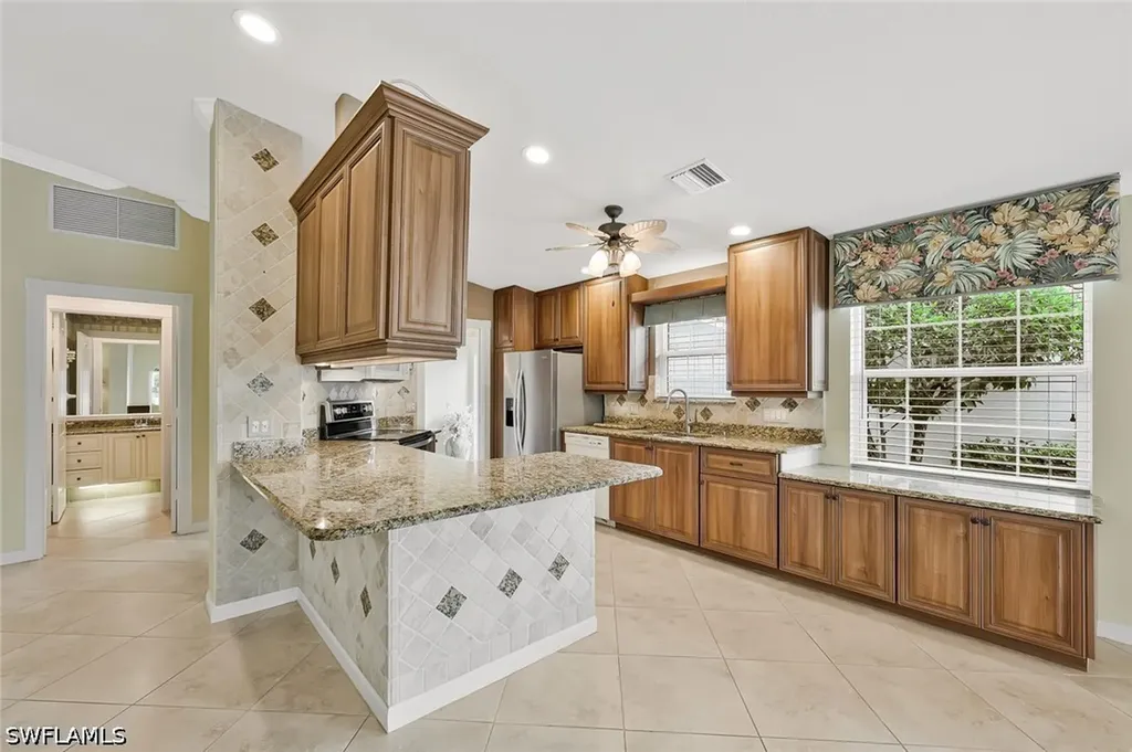 5386 Guadeloupe Way Naples FL 34119