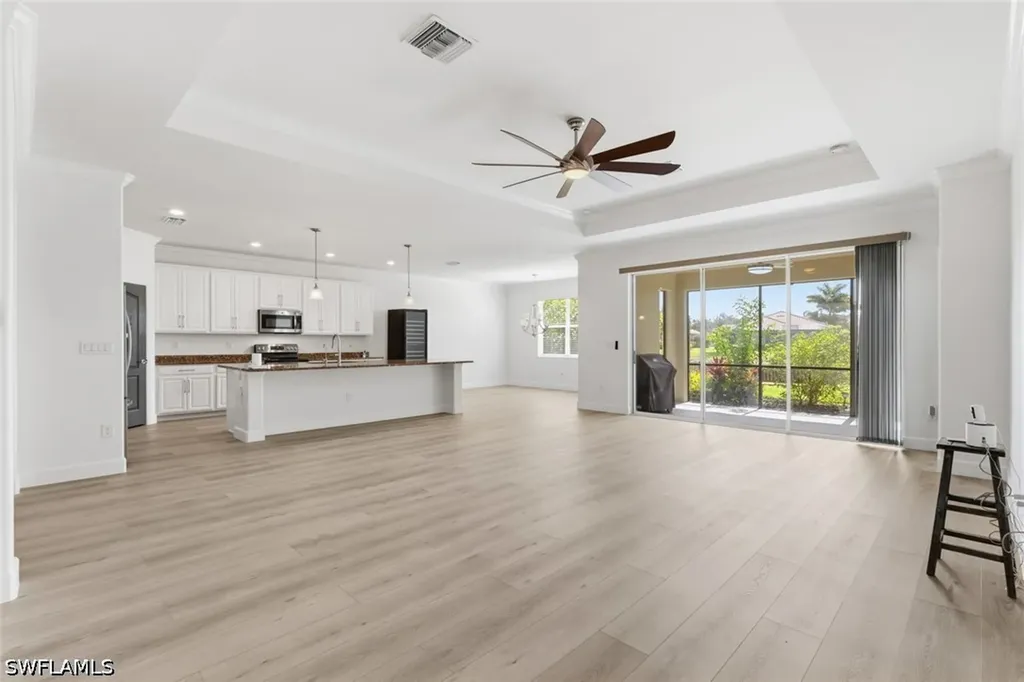 2290 Vermont Lane Naples FL 34120