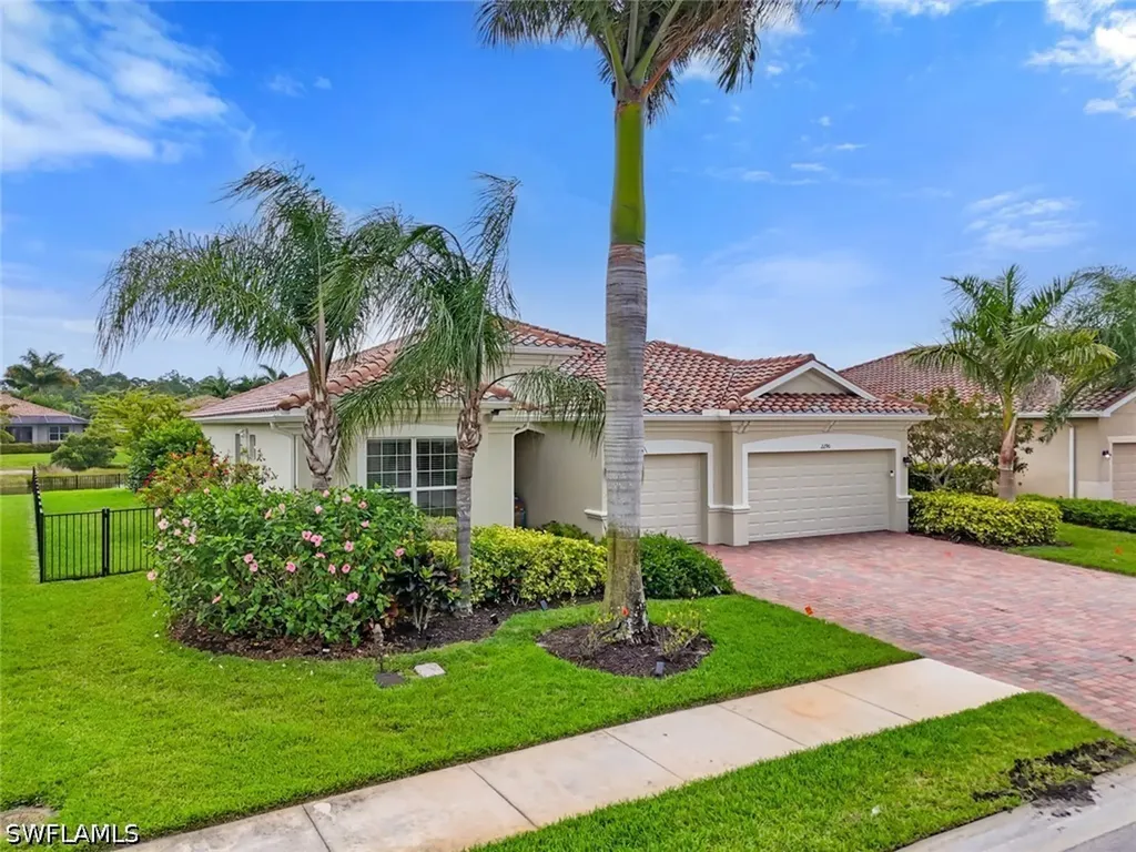 2290 Vermont Lane Naples FL 34120