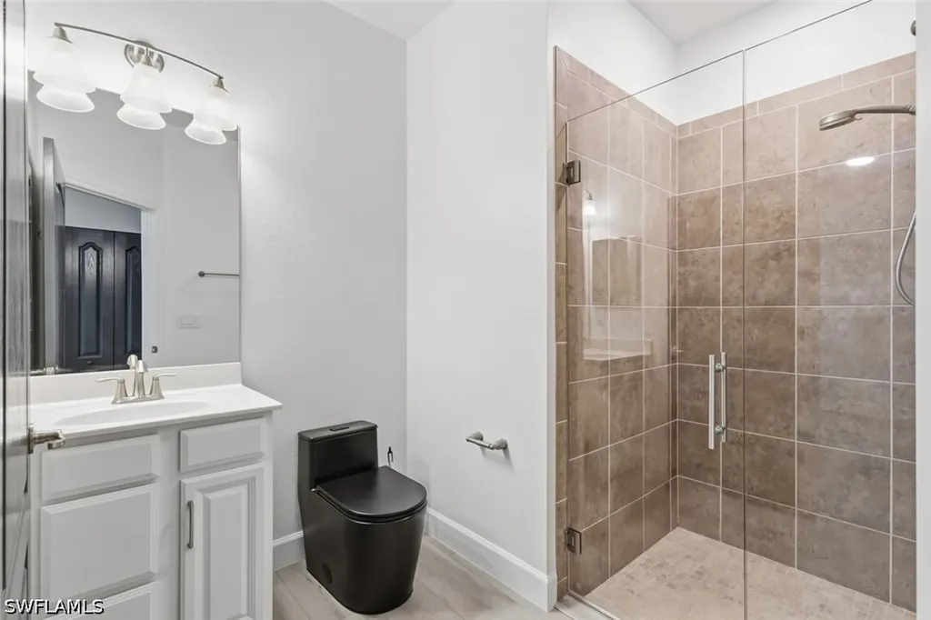 2290 Vermont Lane Naples FL 34120