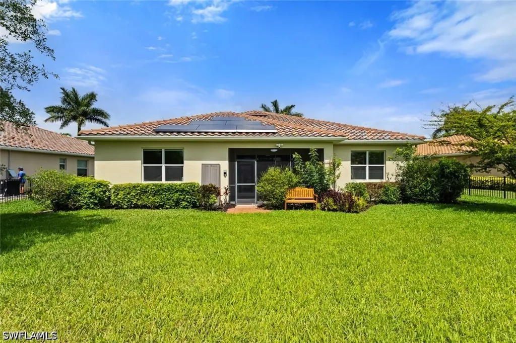 2290 Vermont Lane Naples FL 34120