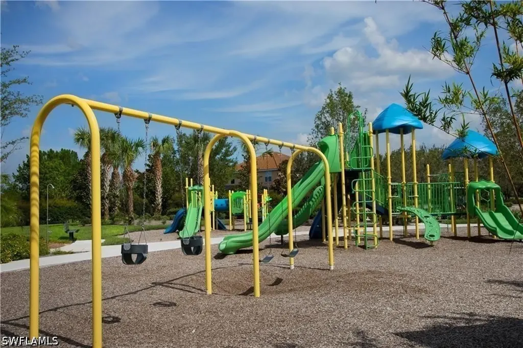 2290 Vermont Lane Naples FL 34120