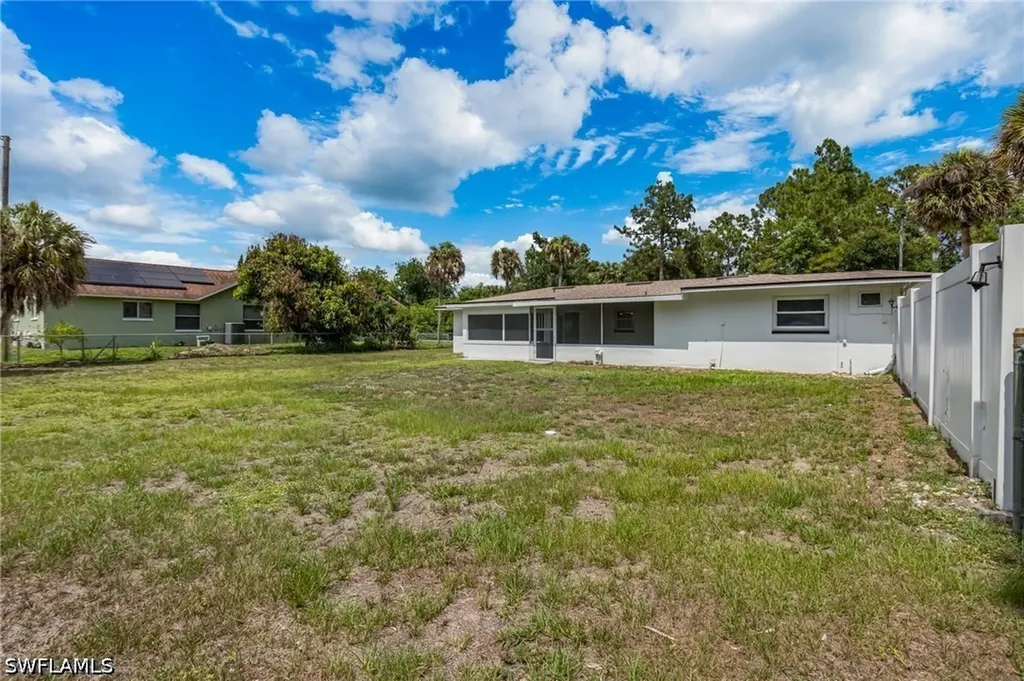 417 Roosevelt Avenue Lehigh Acres FL 33936
