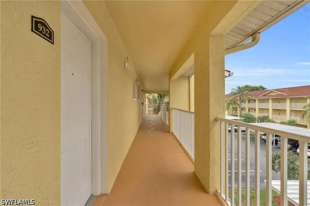 8271 Key Royal Circle Naples FL 34119