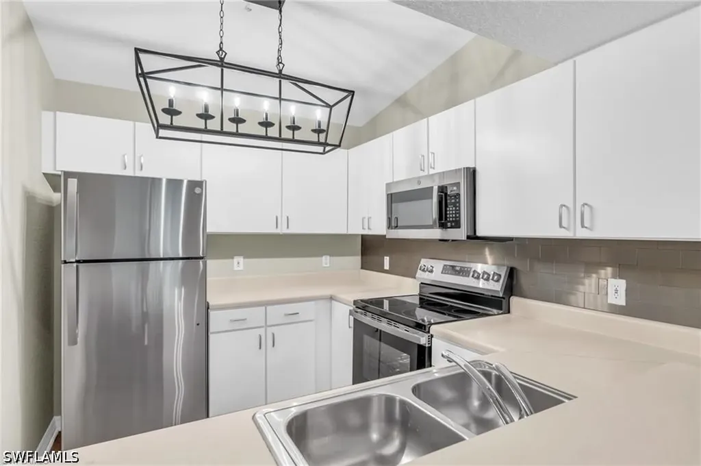 8271 Key Royal Circle Naples FL 34119