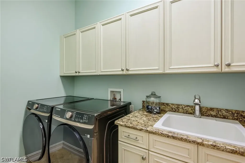 7397 Byrons Way Naples FL 34113