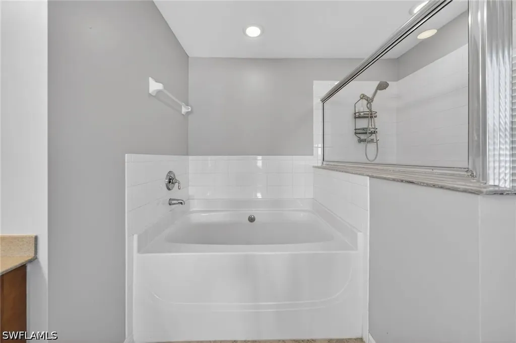 1807 NW 37th Avenue Cape Coral FL 33993
