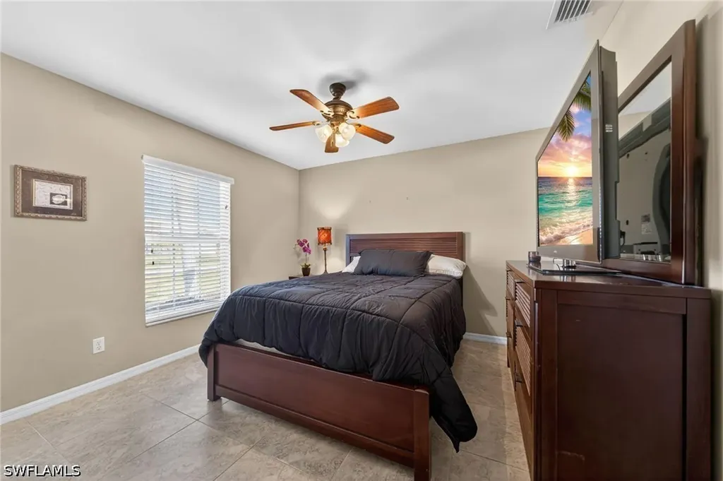 1807 NW 37th Avenue Cape Coral FL 33993
