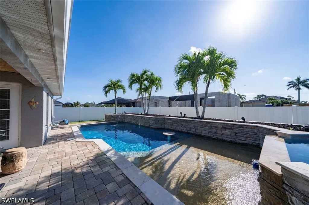 1807 NW 37th Avenue Cape Coral FL 33993