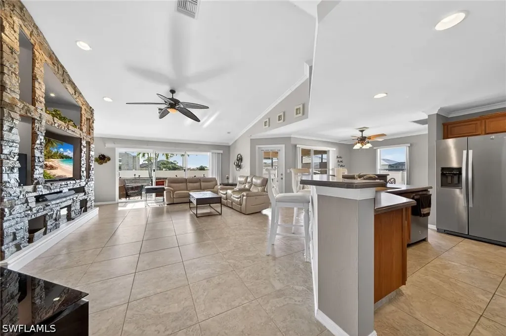 1807 NW 37th Avenue Cape Coral FL 33993