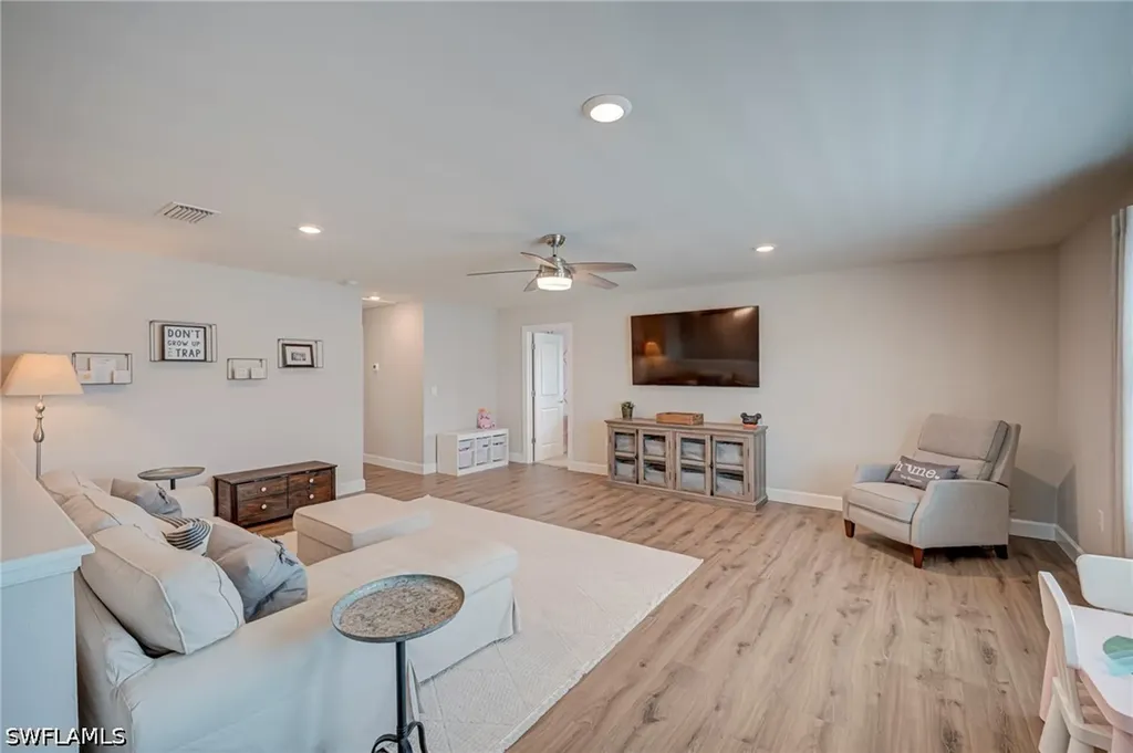 9022 Slade Terrace Fort Myers FL 33967