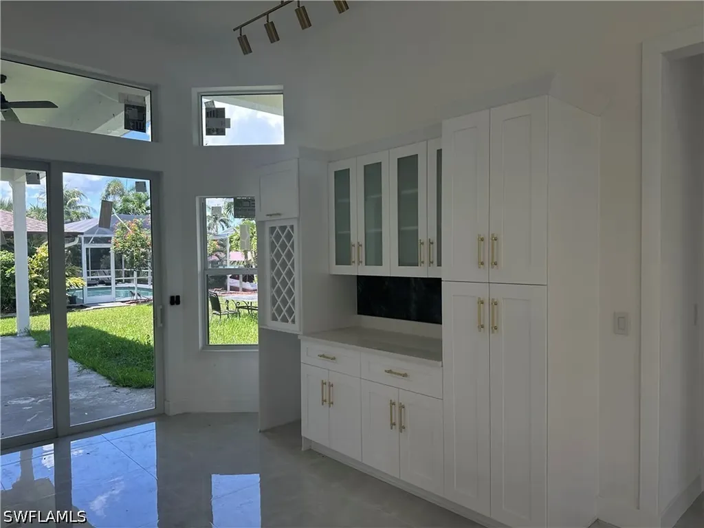 2220 SE 18th Avenue Cape Coral FL 33990