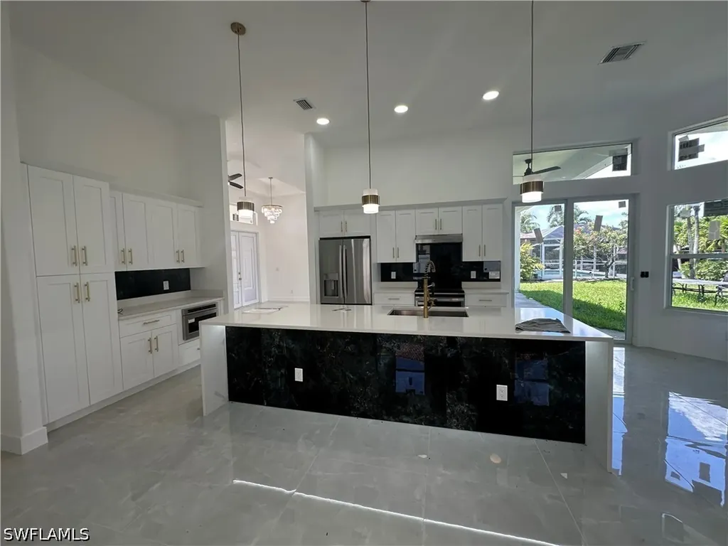 2220 SE 18th Avenue Cape Coral FL 33990