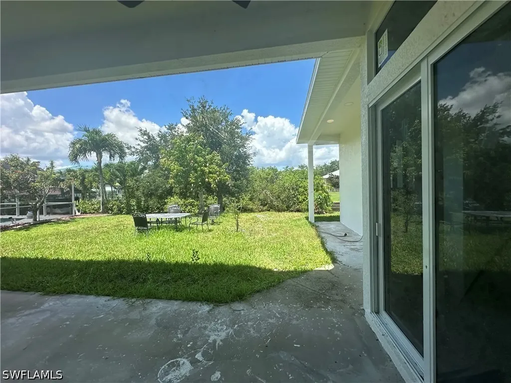 2220 SE 18th Avenue Cape Coral FL 33990