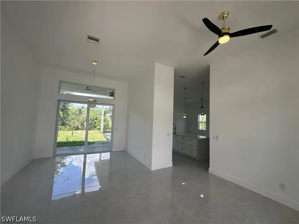 2220 SE 18th Avenue Cape Coral FL 33990