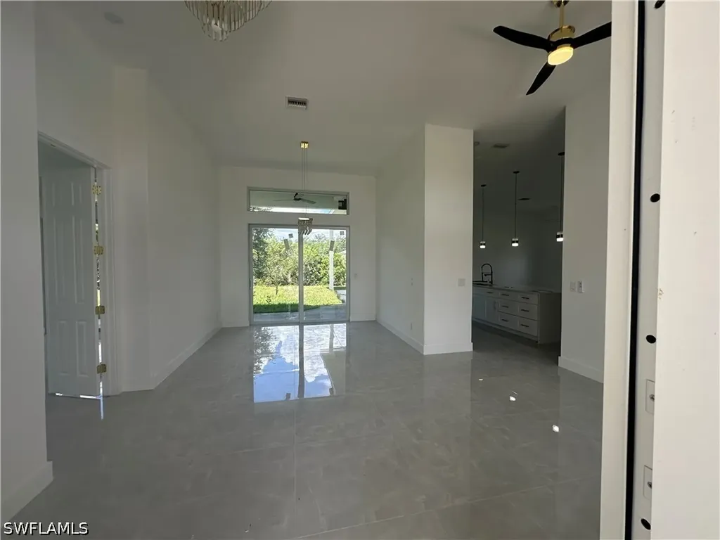 2220 SE 18th Avenue Cape Coral FL 33990