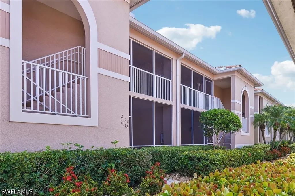 2810 Cypress Trace Circle Naples FL 34119