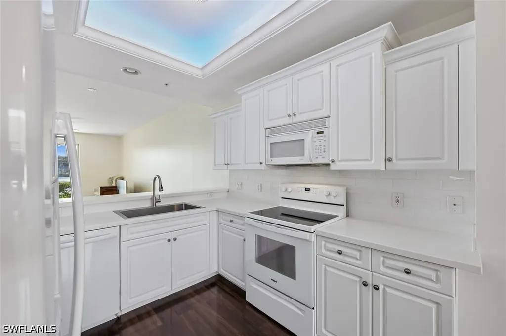 2810 Cypress Trace Circle Naples FL 34119