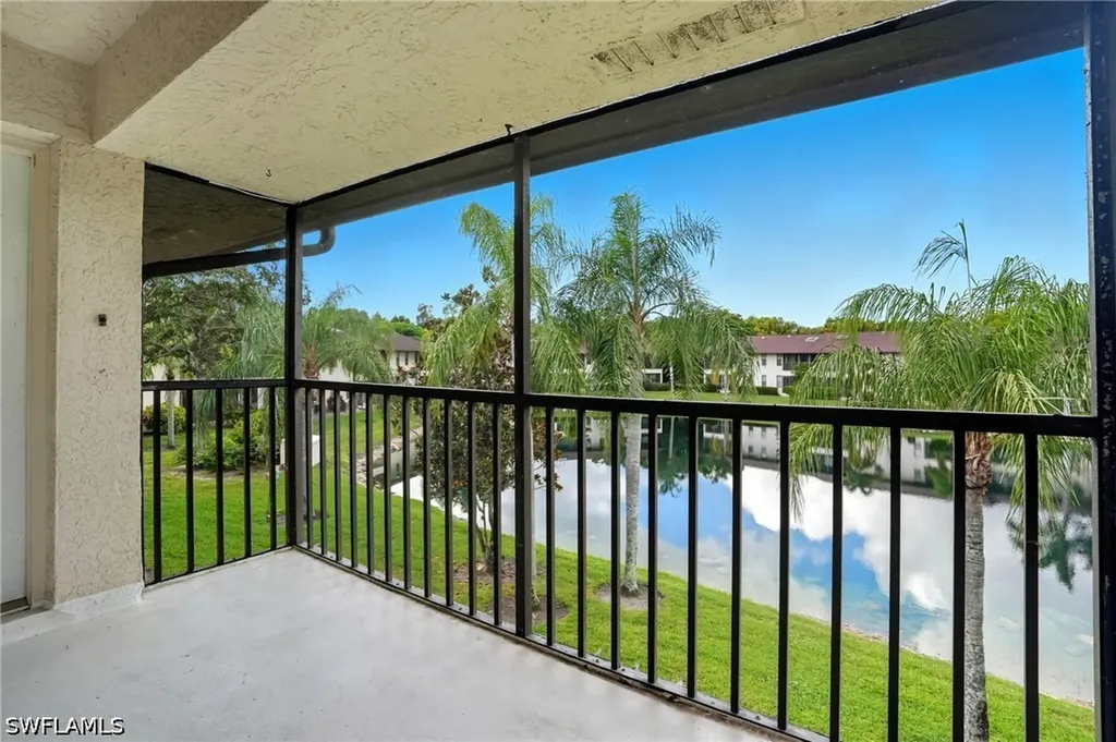 5361 Treetops Drive Naples FL 34113